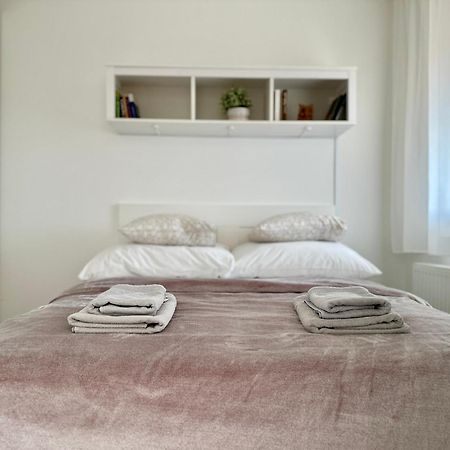 City Break Apartment - Private Garage, Ac, Balcony Будапеща Екстериор снимка