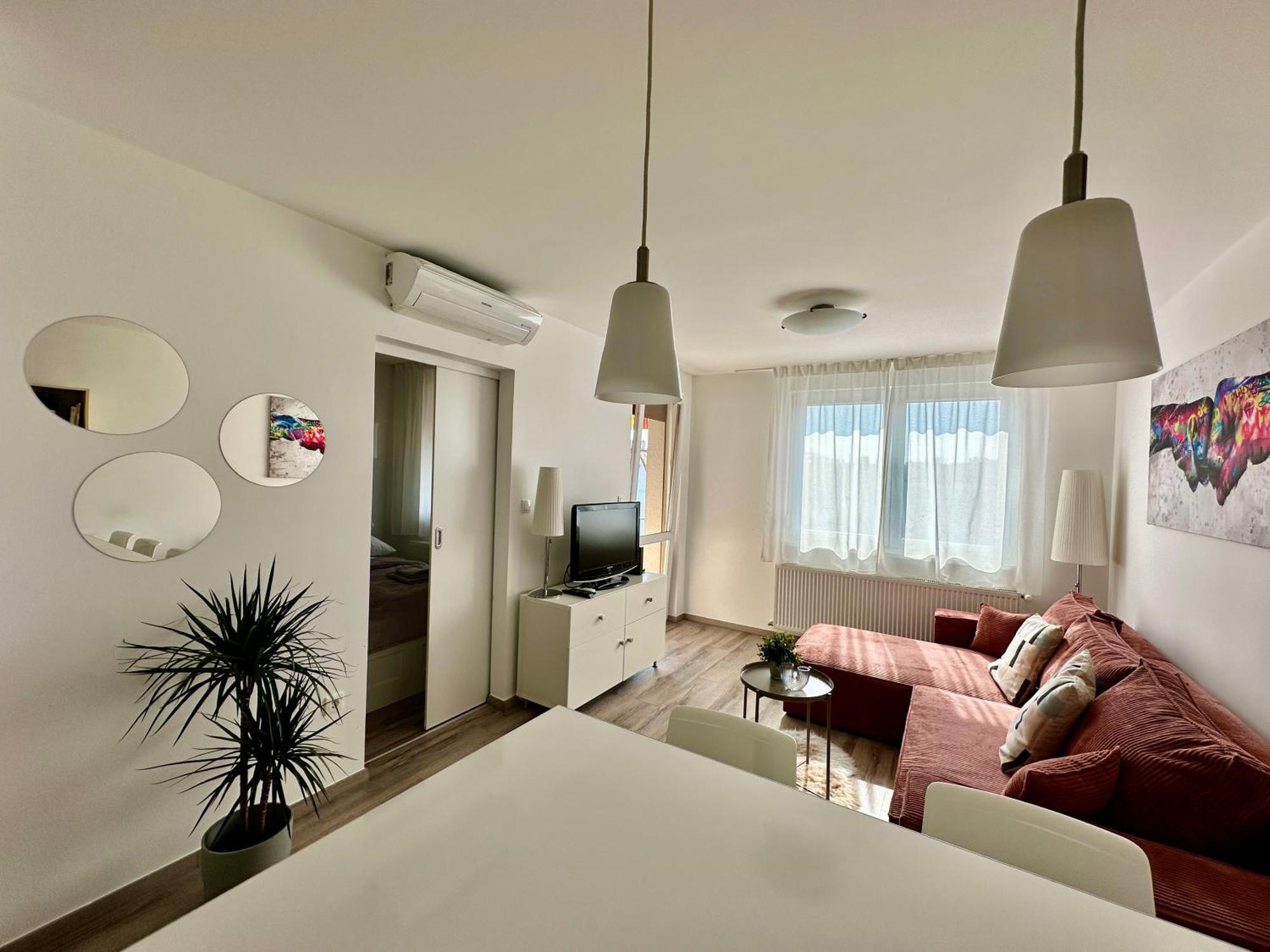 City Break Apartment - Private Garage, Ac, Balcony Будапеща Екстериор снимка