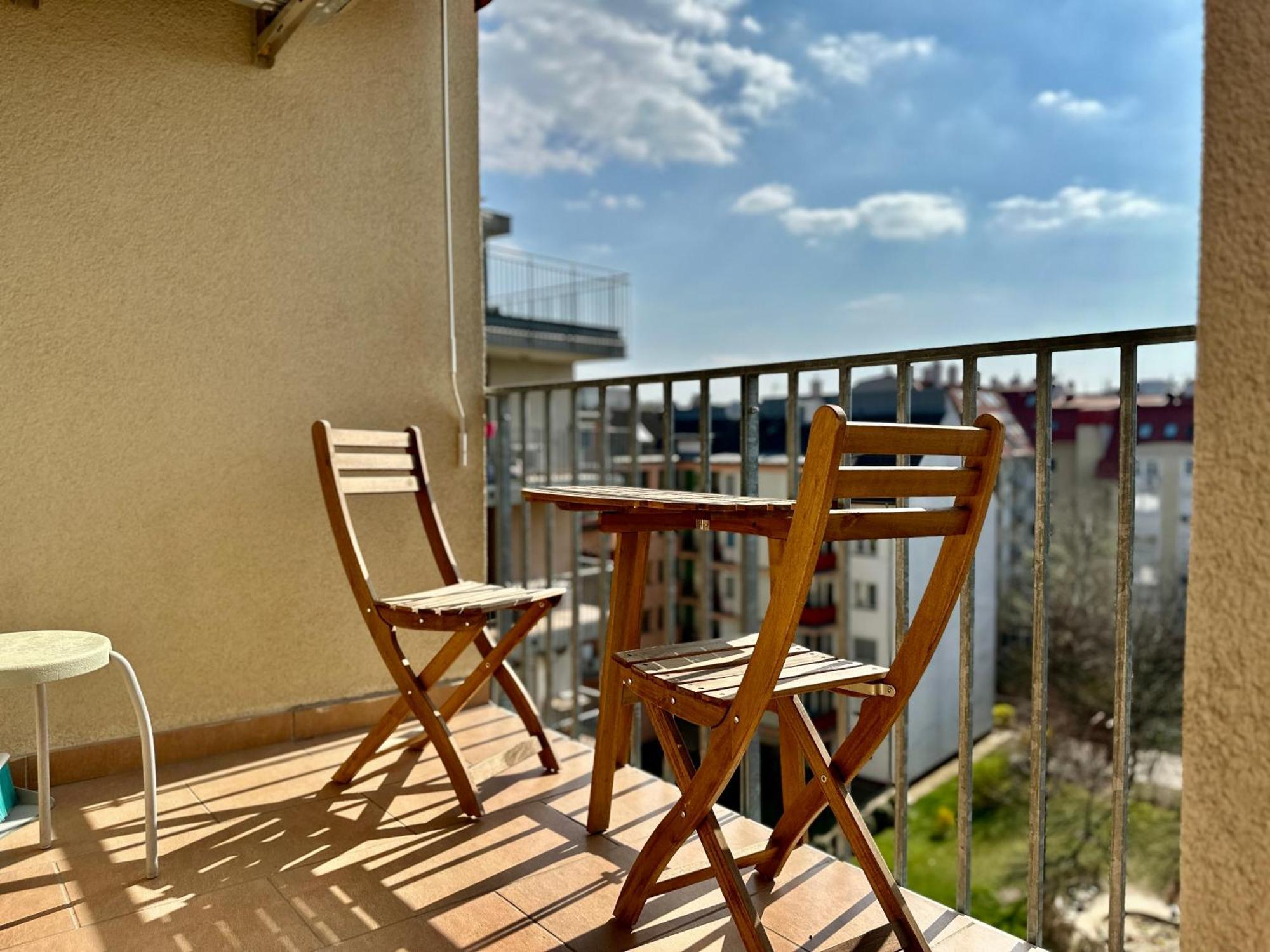 City Break Apartment - Private Garage, Ac, Balcony Будапеща Екстериор снимка
